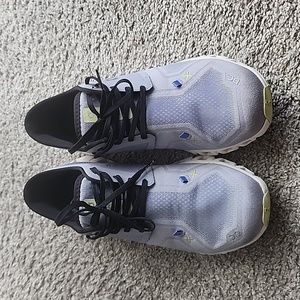 ~On Running~ Cloud X3 Shoes